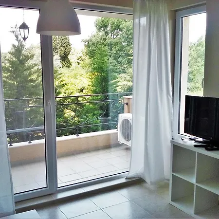 Pomorie Residence Apartments ポモリエ