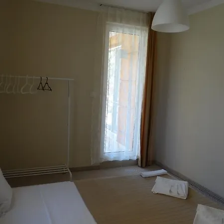 Pomorie Residence Apartments ポモリエ