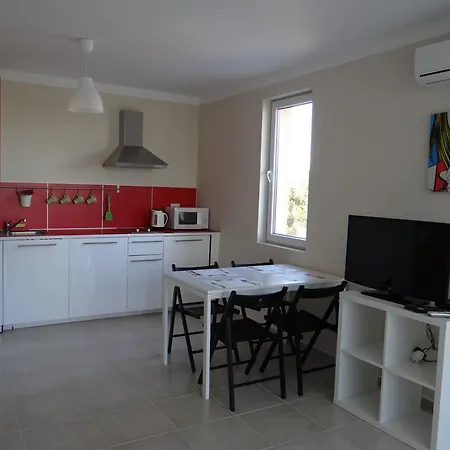 Pomorie Residence Apartments ポモリエ