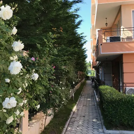 アパート Pomorie Residence Apartments