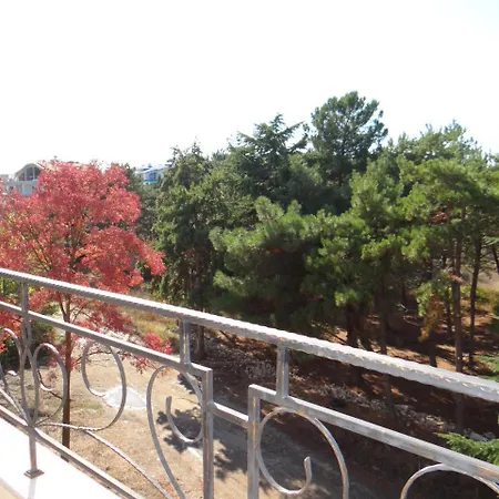 Pomorie Residence Apartments ポモリエ